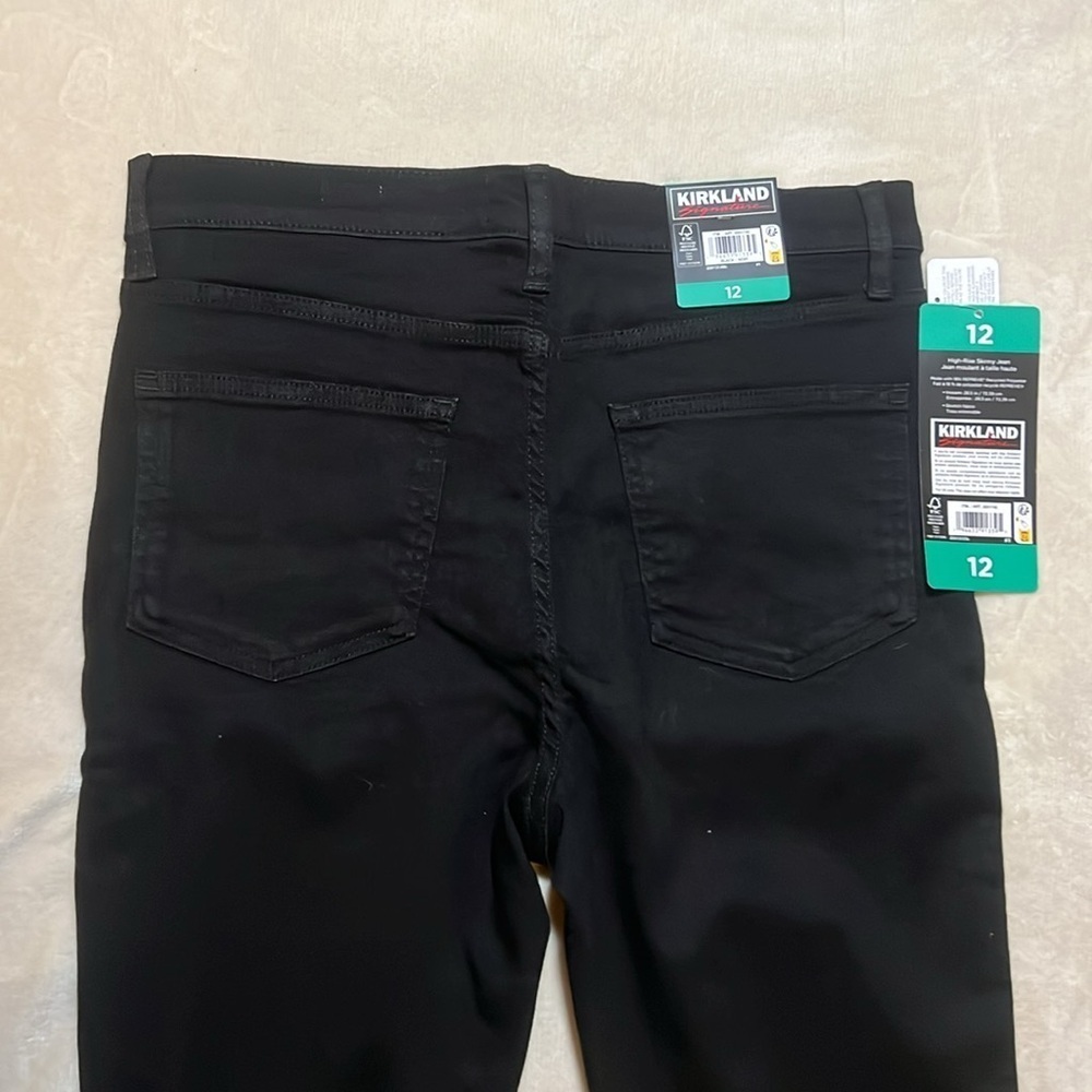 NWT Kirkland High-Rise Skinny Black Jeans Stretch Tencel sz 12 - Picture 9 of 9